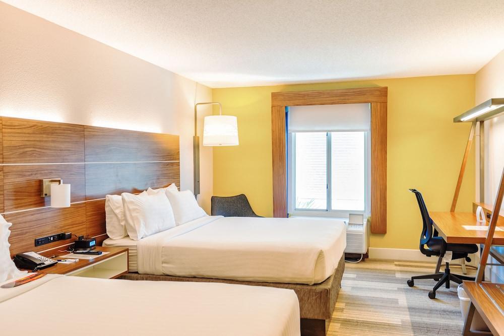 Holiday Inn Express Charleston Us Highway 17 & I-526 By Ihg Экстерьер фото