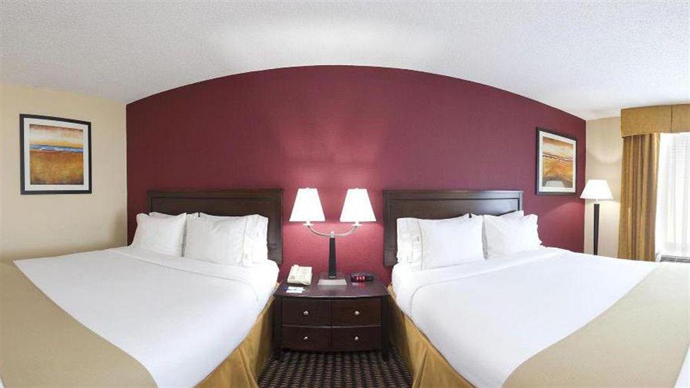 Holiday Inn Express Charleston Us Highway 17 & I-526 By Ihg Экстерьер фото