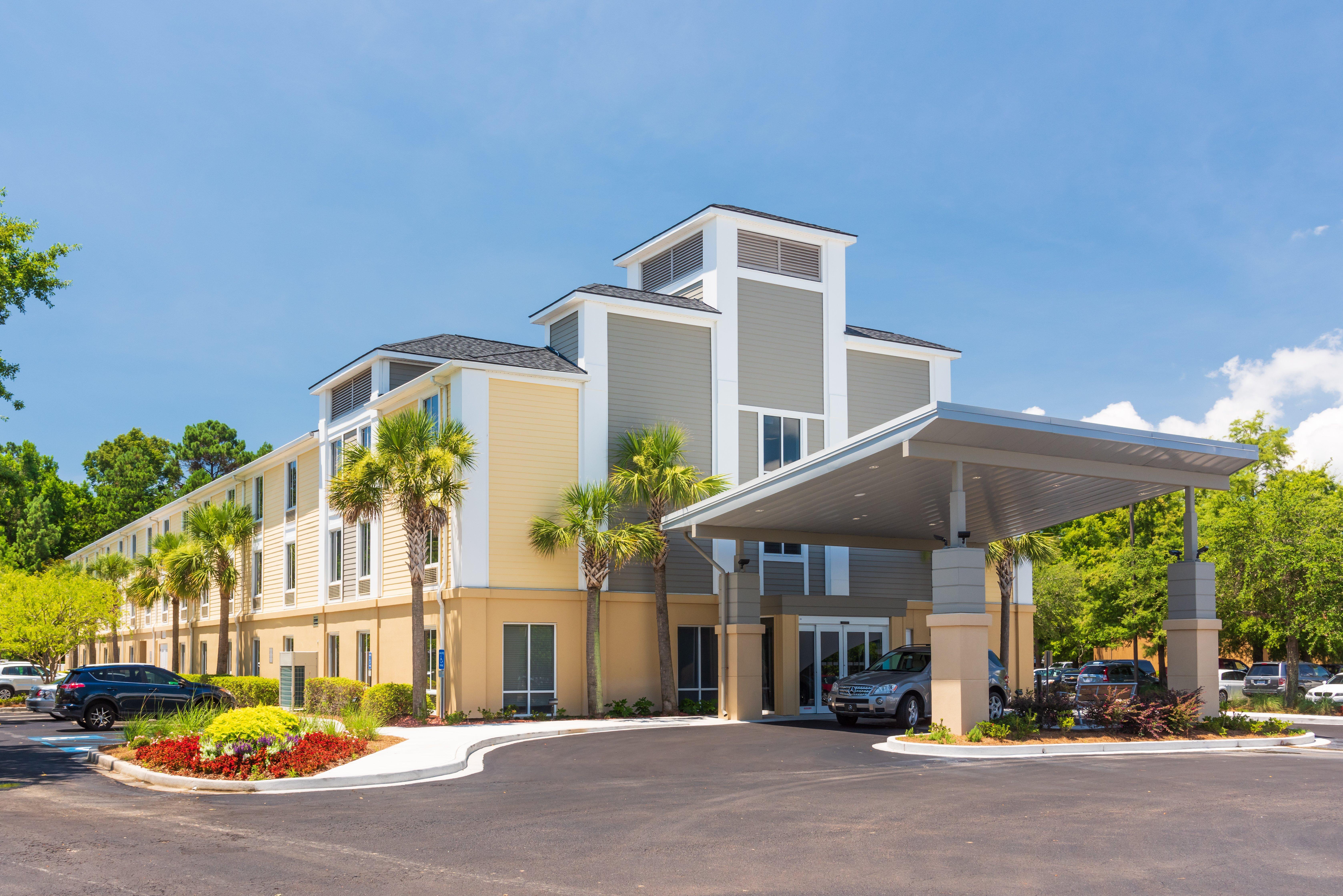 Holiday Inn Express Charleston Us Highway 17 & I-526 By Ihg Экстерьер фото