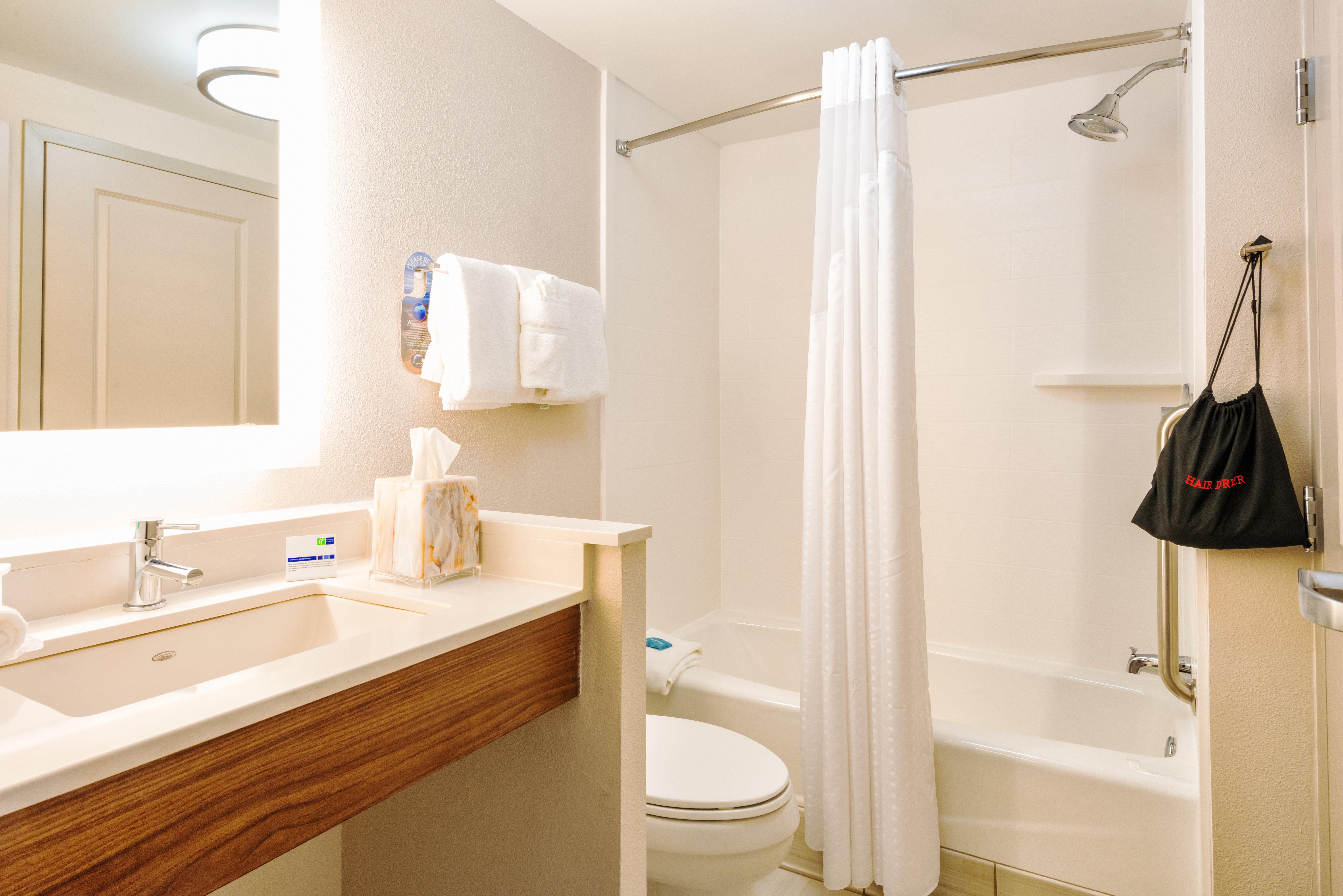 Holiday Inn Express Charleston Us Highway 17 & I-526 By Ihg Экстерьер фото