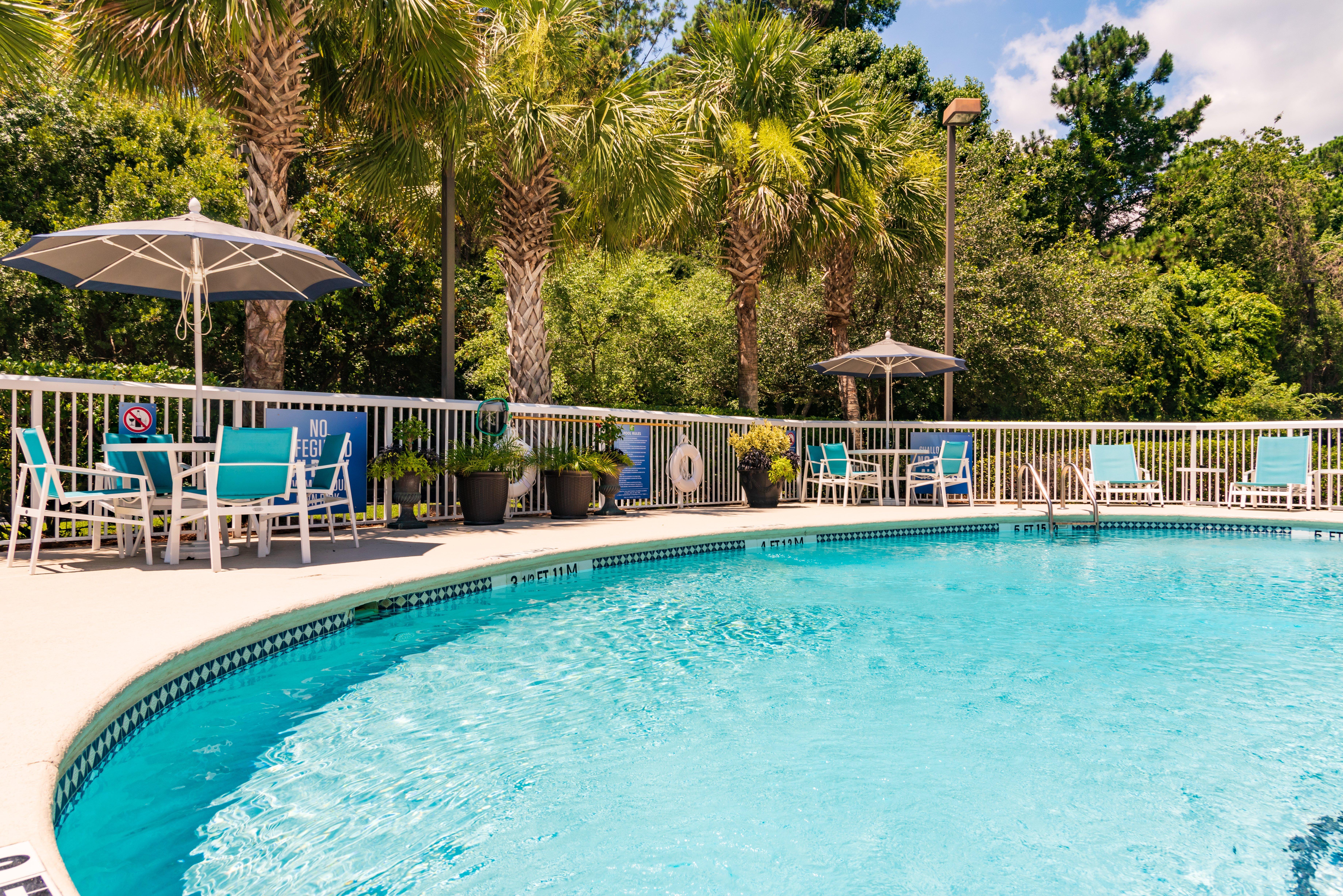 Holiday Inn Express Charleston Us Highway 17 & I-526 By Ihg Экстерьер фото