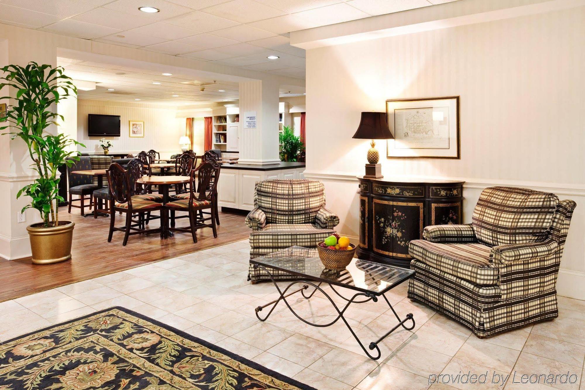Holiday Inn Express Charleston Us Highway 17 & I-526 By Ihg Экстерьер фото