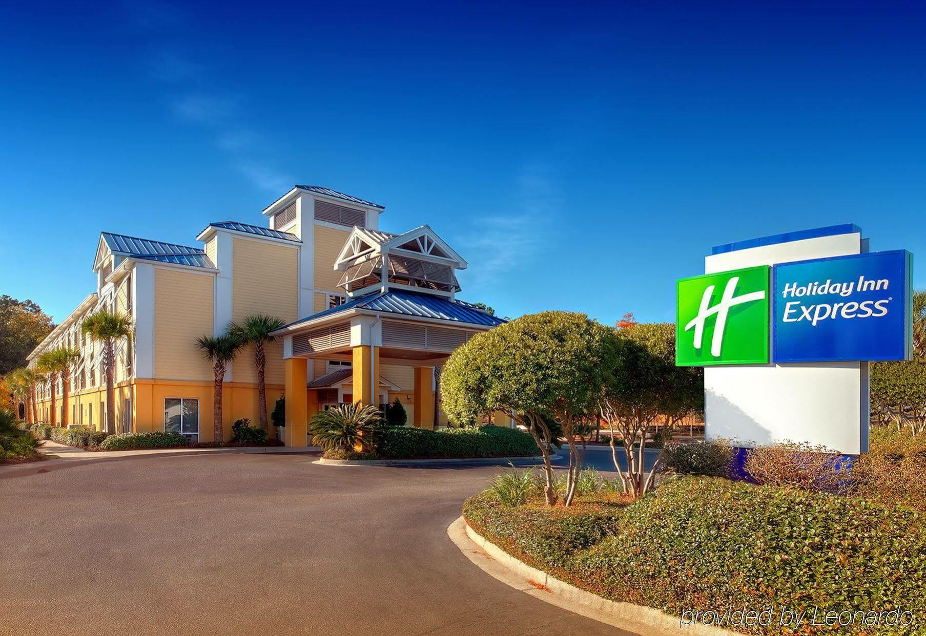 Holiday Inn Express Charleston Us Highway 17 & I-526 By Ihg Экстерьер фото